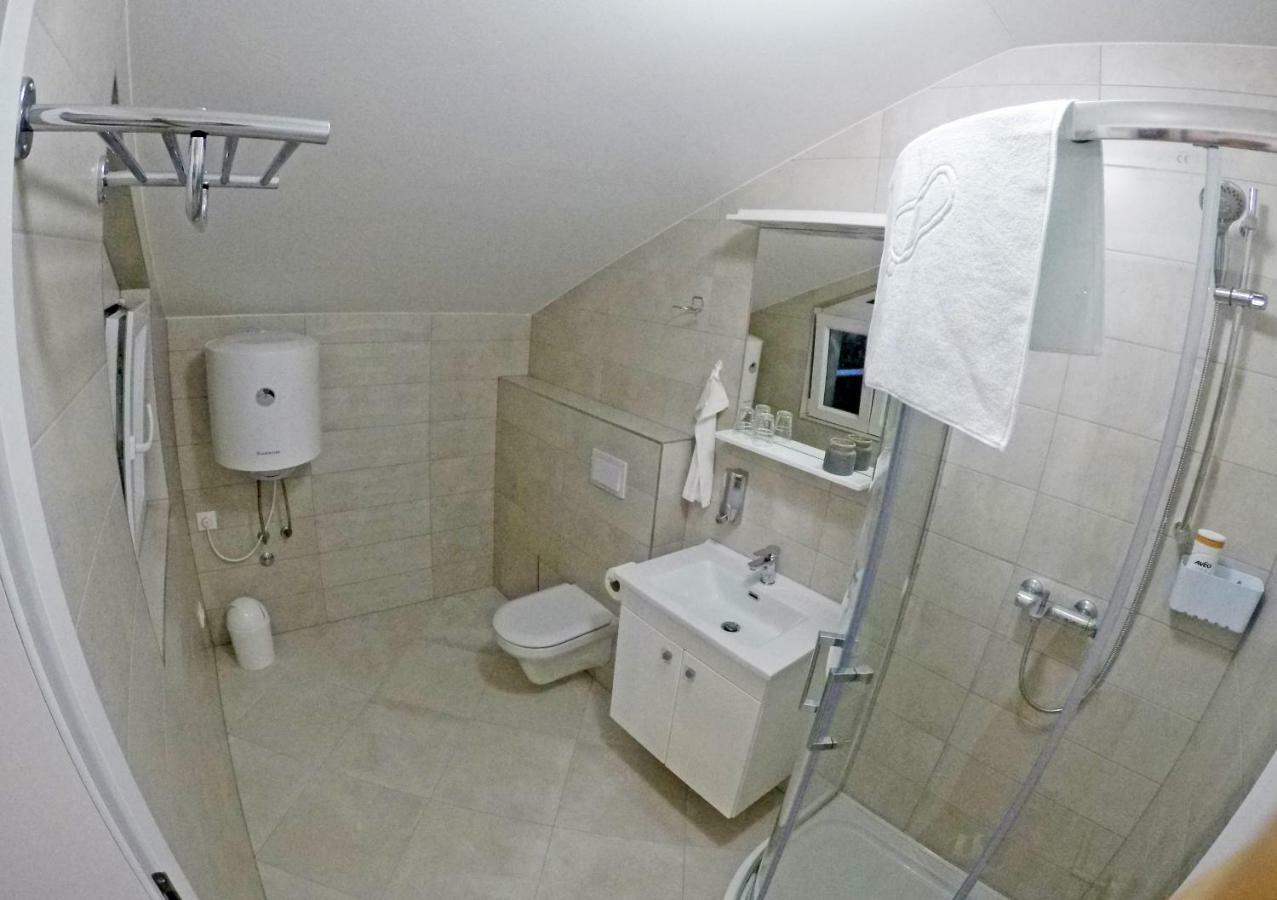 Guesthouse Villa Domenico Lozovac Exteriör bild